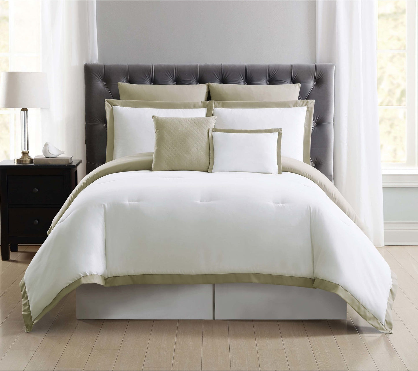 Truly Soft Everyday Hotel Border 7-Piece King Comforter Set