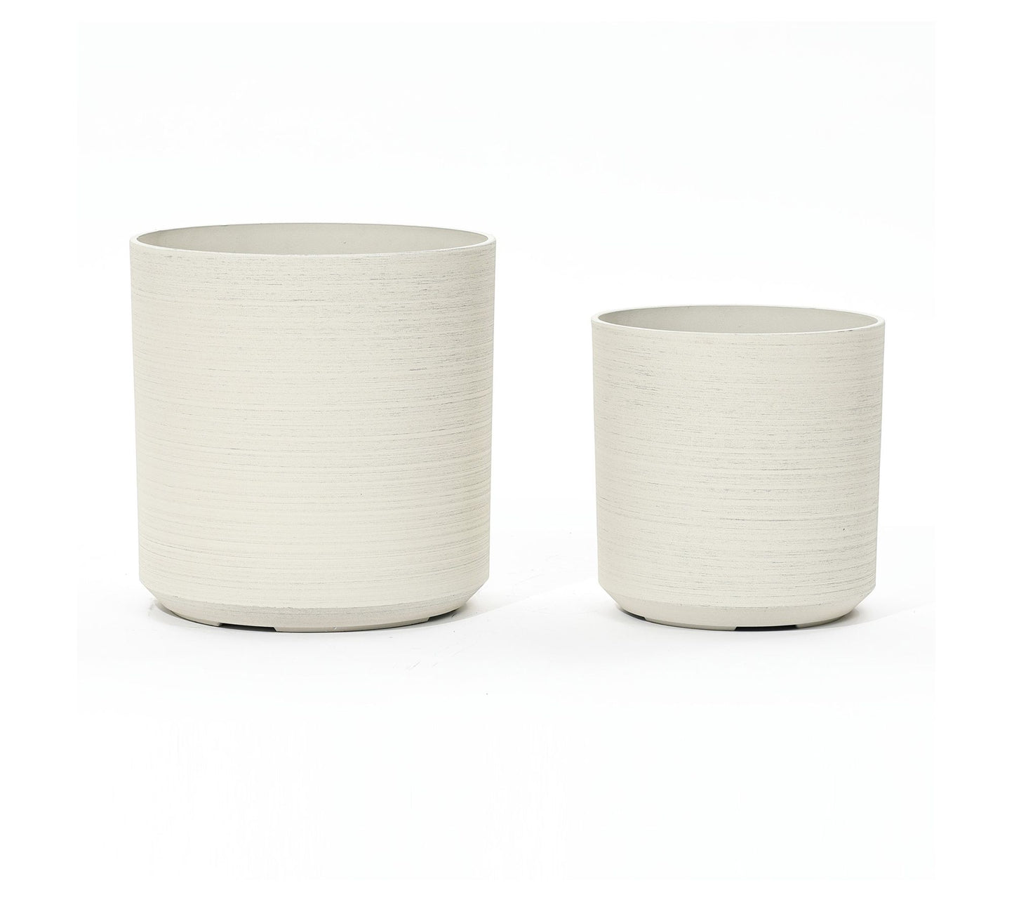 LuxenHome 2-Piece Round Plastic Planters Set, Cortina Cream