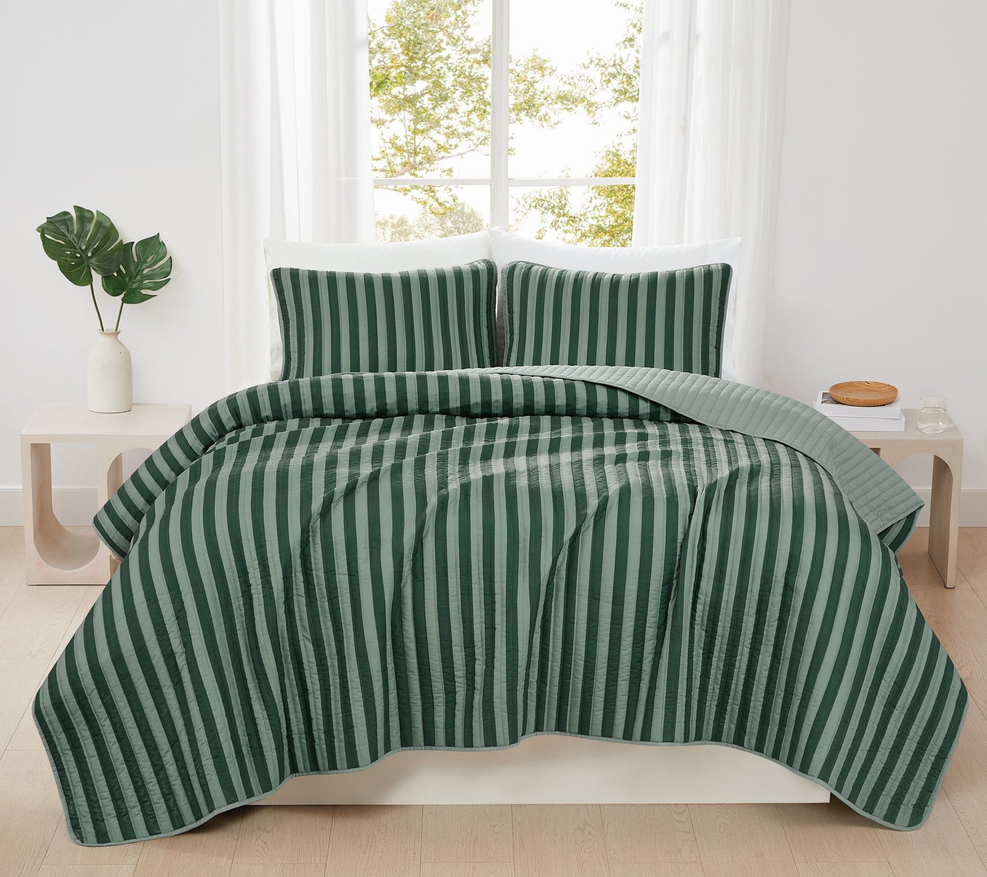 Truly Soft Weston Stripe 3-Piece Full/Queen Qui lt Set