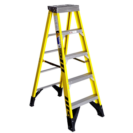 Werner 7300 5-ft Fiberglass Type 1AA-375-lb Load Capacity Step Ladder 7305