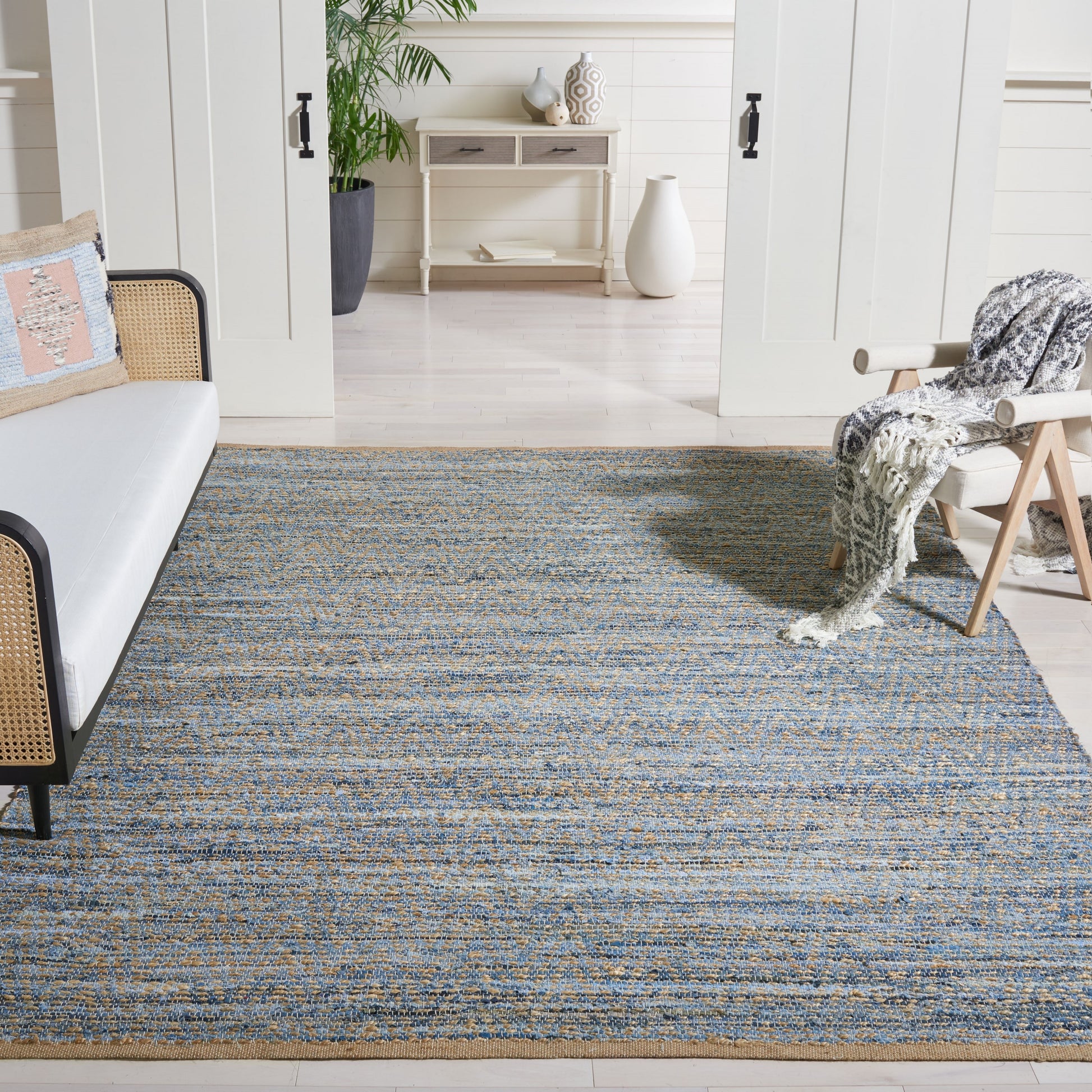 Safavieh Cape Cod Dartmouth 11 x 15 (ft) Jute Natural/Blue Rectangular Indoor Chevron Coastal Area rug