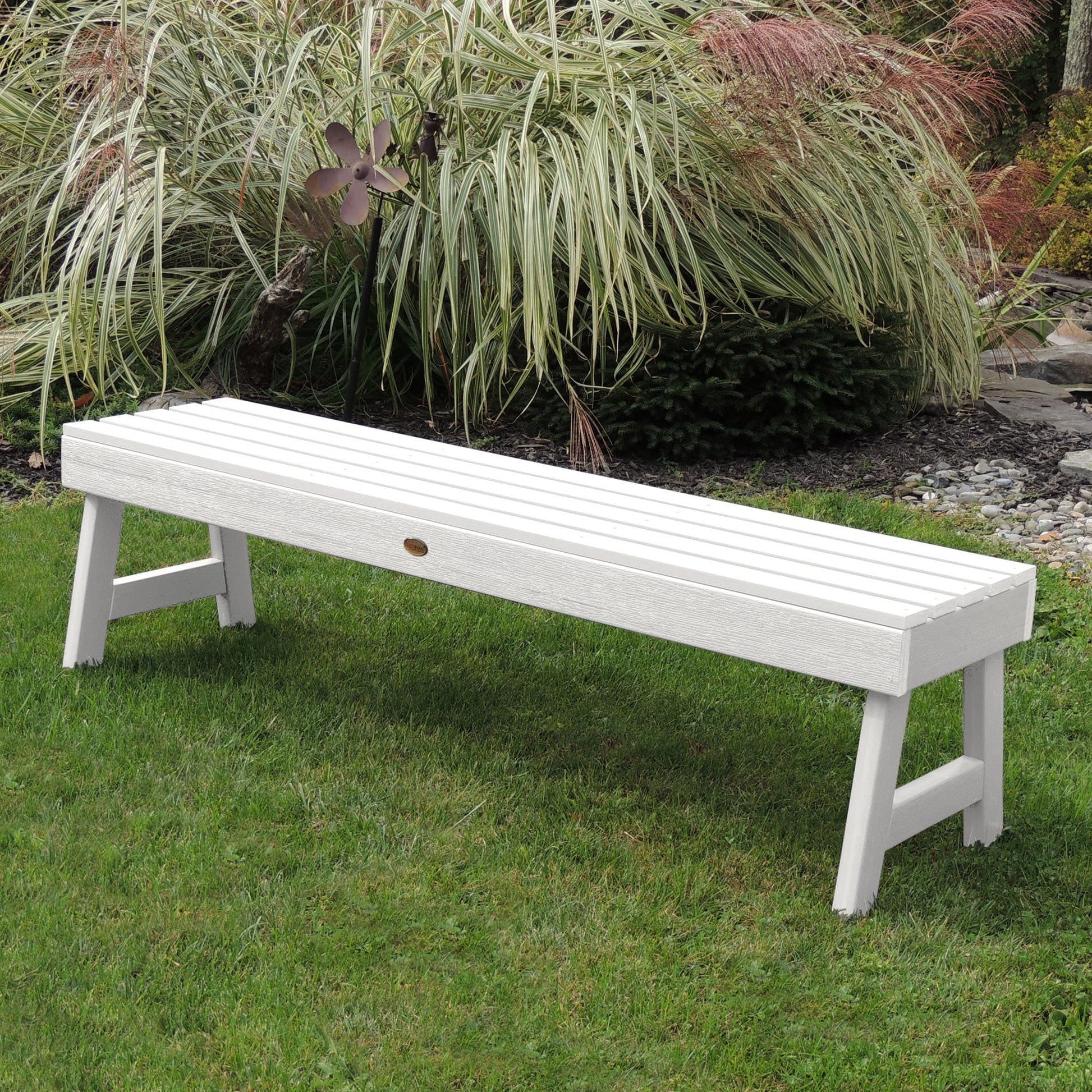 highwood The Weatherly 56.63-in W x 16.69-in H White Plastic Dining Bench