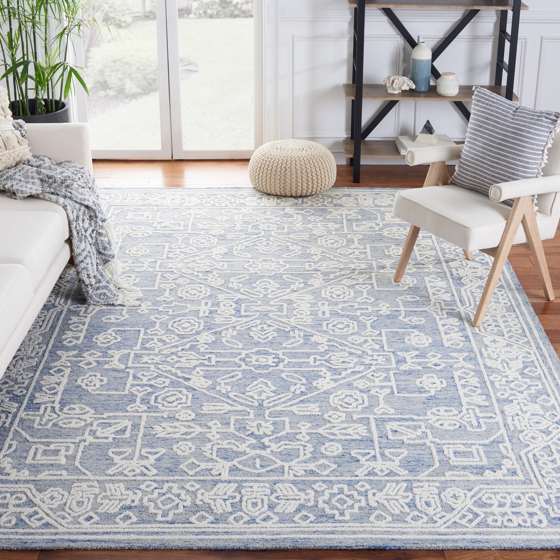 Safavieh Metro Mavluda 8 x 10 (ft) Tufted Wool Blue/Ivory Rectangular Indoor Distressed/Overdyed Vintage Area rug