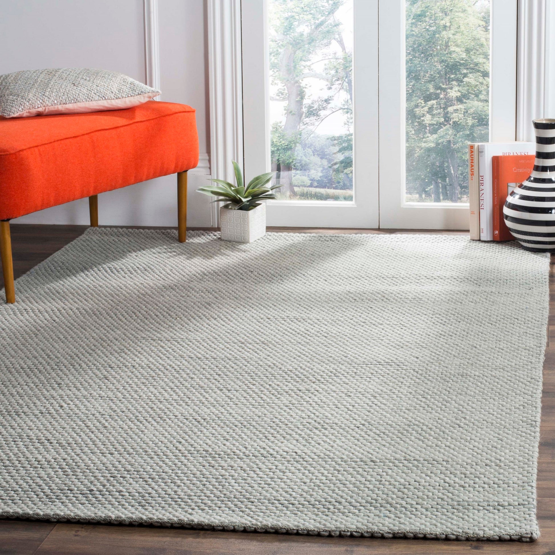 Safavieh Natura 10 x 14 (ft) Wool Gray Rectangular Indoor Solid Coastal Area rug
