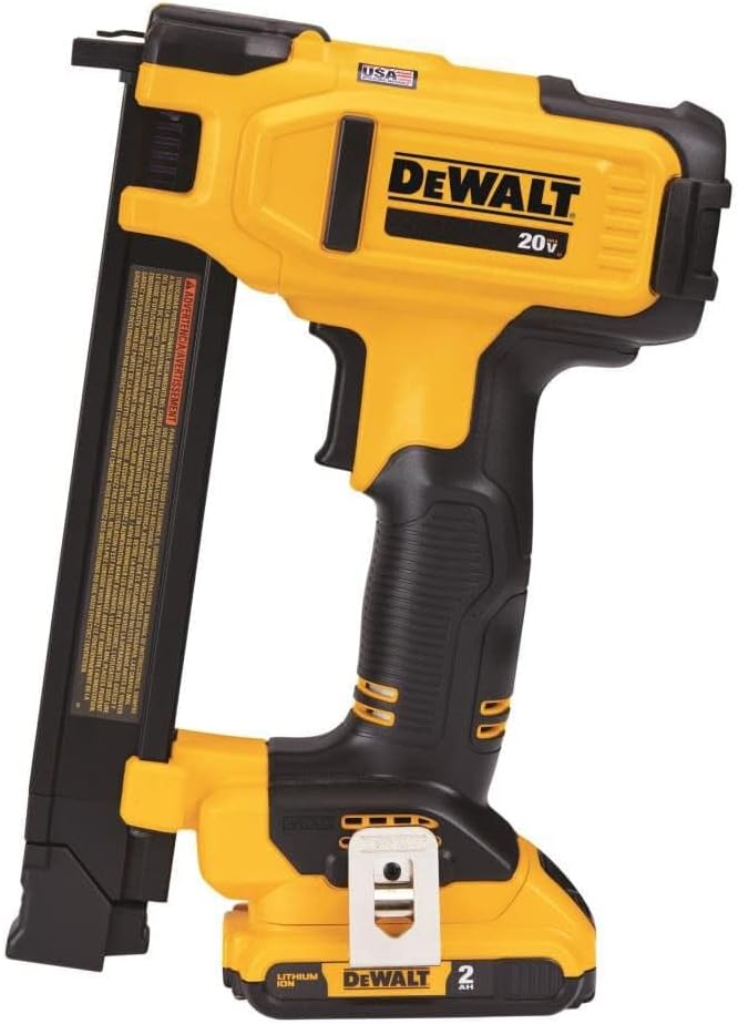 DEWALT 20V MAX* Stapler Kit for Cables (DCN701D1)