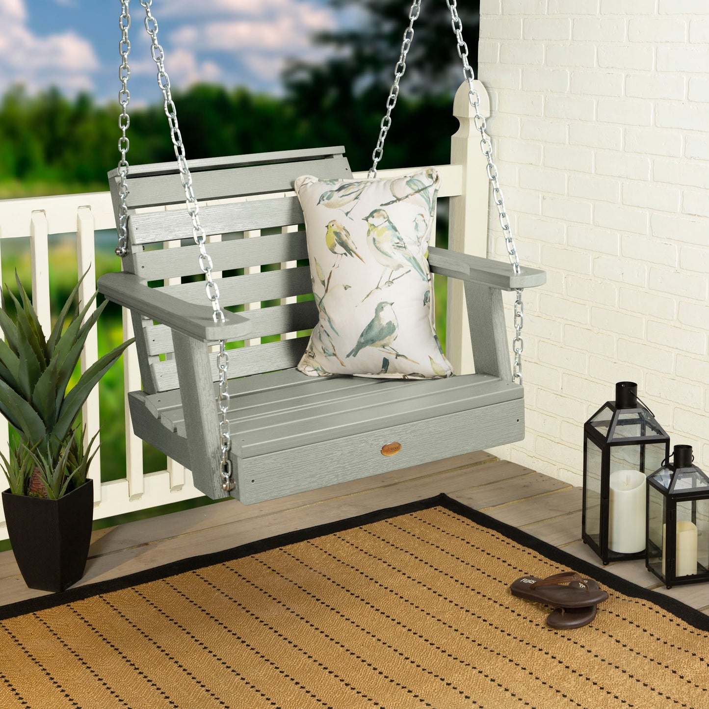 highwood The Weatherly 1 -person Eucalyptus Recycled plastic Outdoor Swing