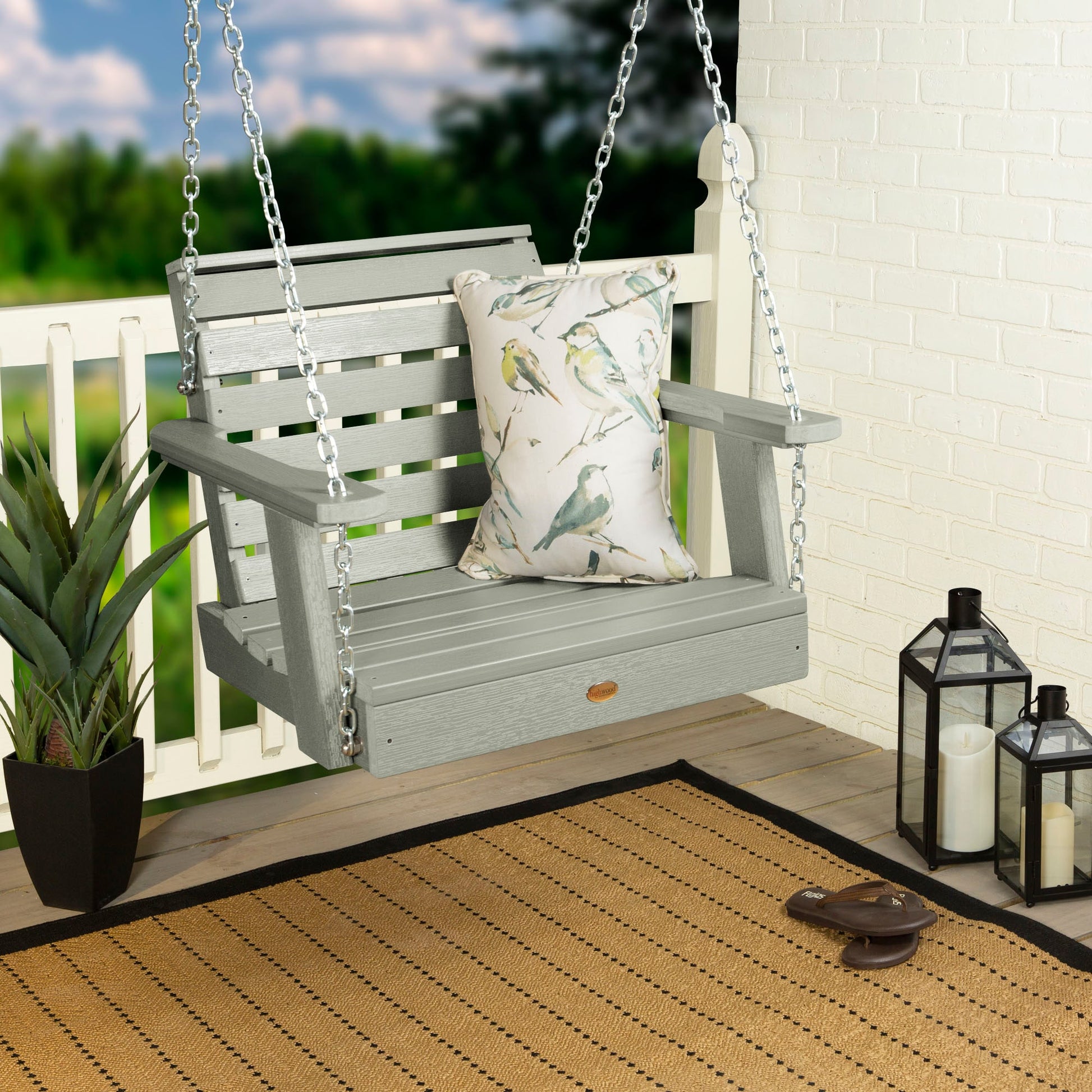 highwood The Weatherly 1 -person Eucalyptus Recycled plastic Outdoor Swing