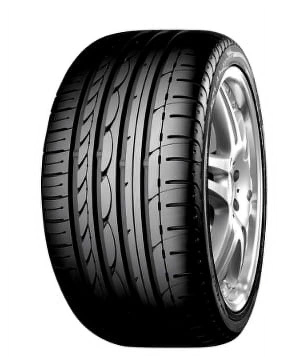 Goodyear Winter Command LT Winter 245/75R16 111S Passenger Tire Fits: 2015 Toyota Tacoma TRD Pro, 1996-2002 Chevrolet Tahoe LT